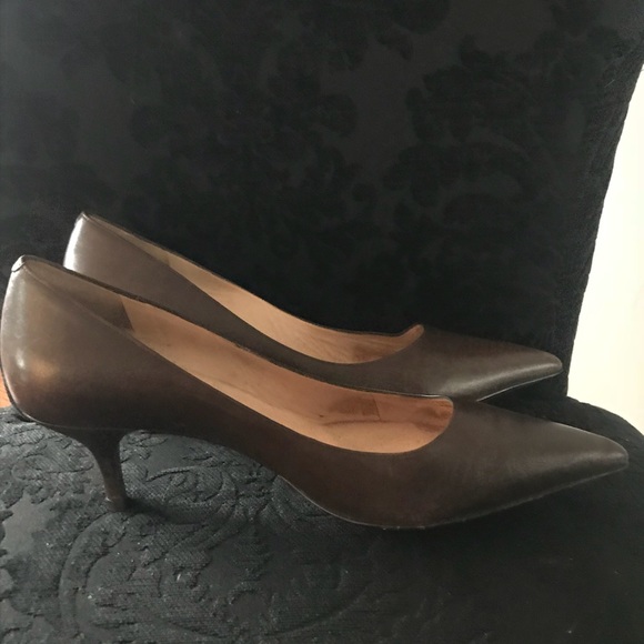 Cole Haan Nike Air Pumps - Picture 3 of 3